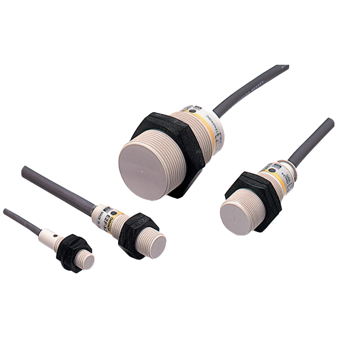 Cảm biến tiệm cận Omron E2F vỏ nhựa